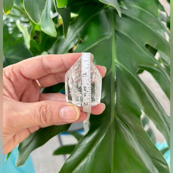 Clear Quartz Tower - Picture 5 of 5